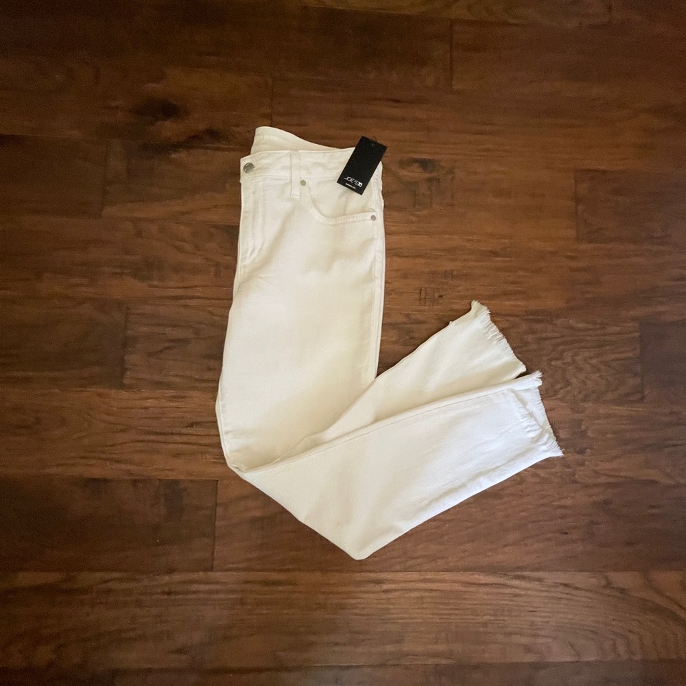 NWT Joe’s Jeans White denim Frayed Hem 31